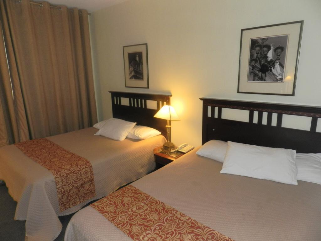 L'Auberge De L'Aeroport Inn Dorval Room photo