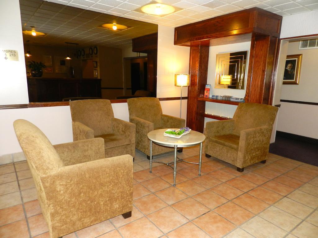 L'Auberge De L'Aeroport Inn Dorval Exterior photo